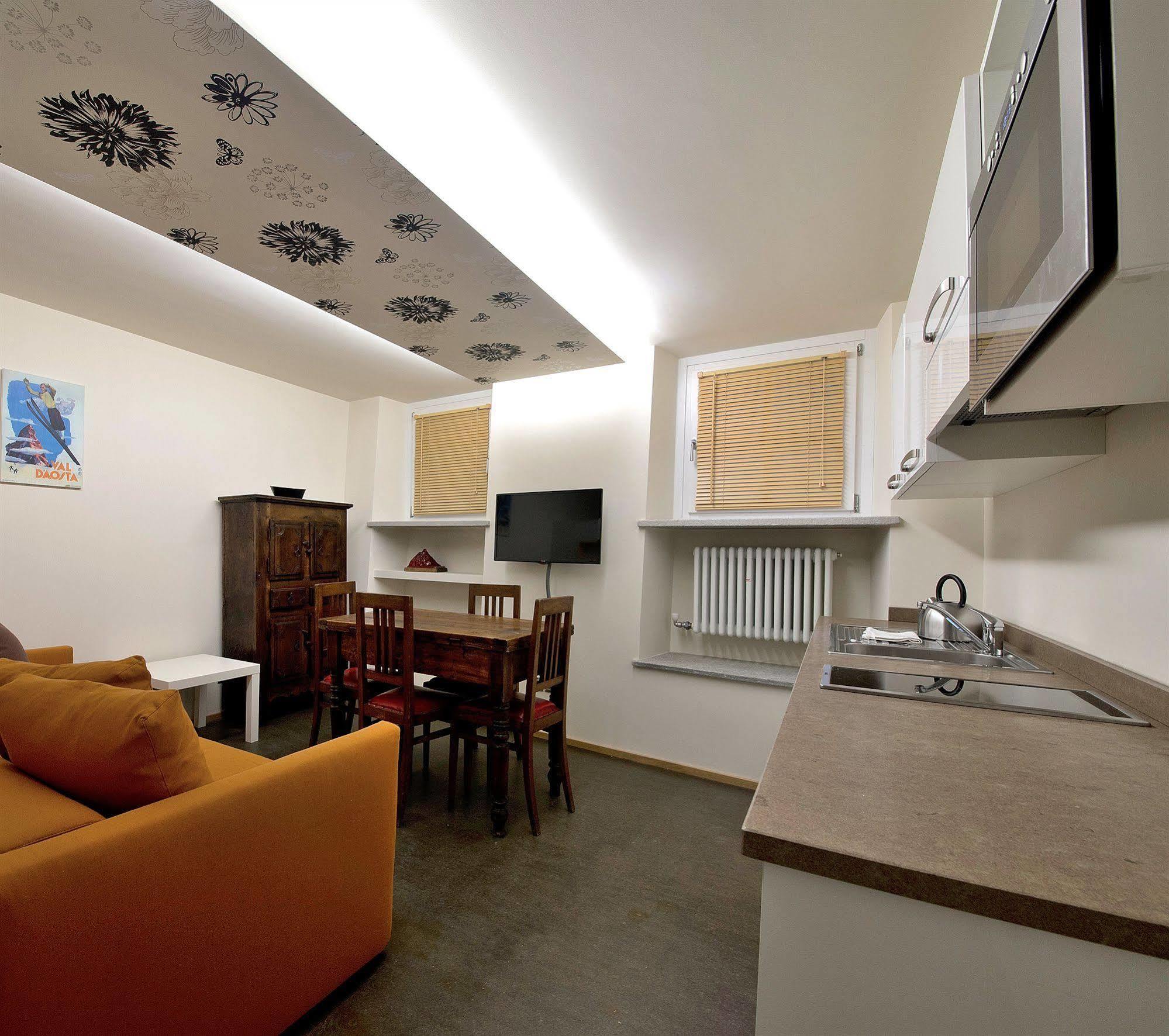 Apartements Coeur De Ville Aosta Eksteriør billede